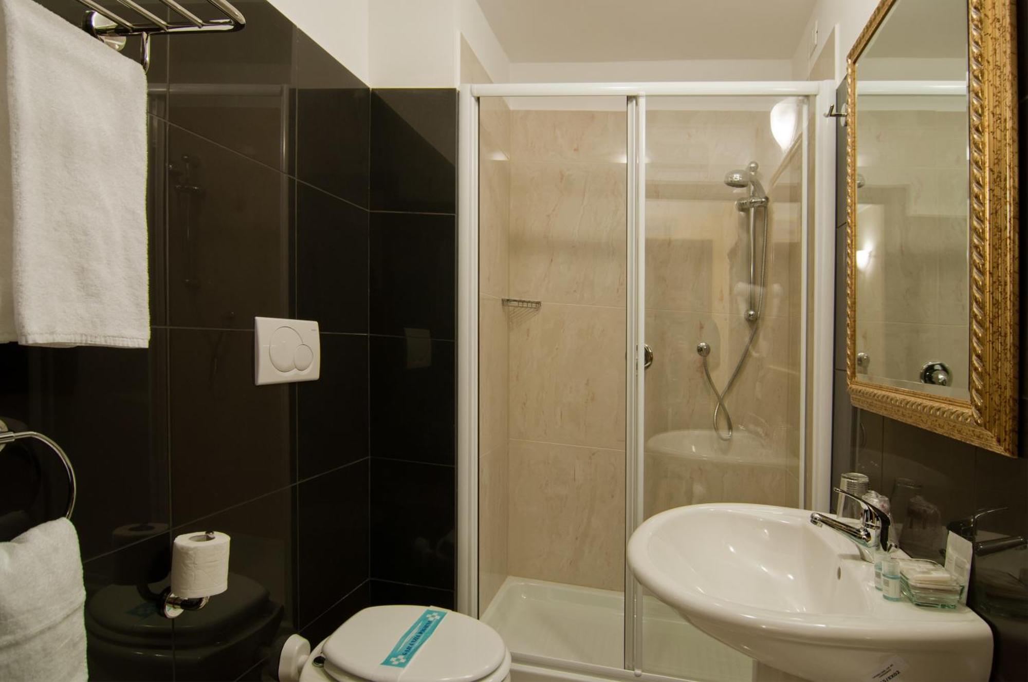 Hotel Regina Giovanna Rome Chambre photo
