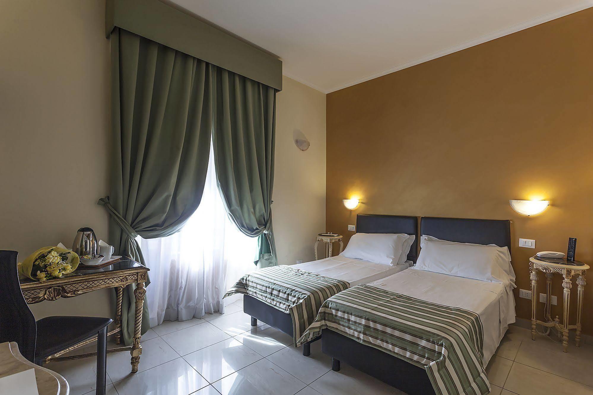Hotel Regina Giovanna Rome Extérieur photo